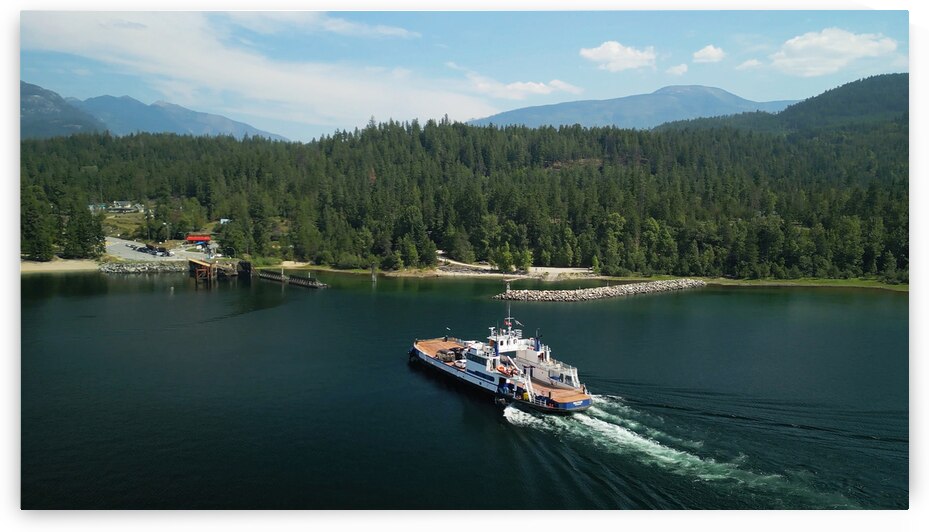 HMV Balfour on Kootenay Lake by BCPHOTO