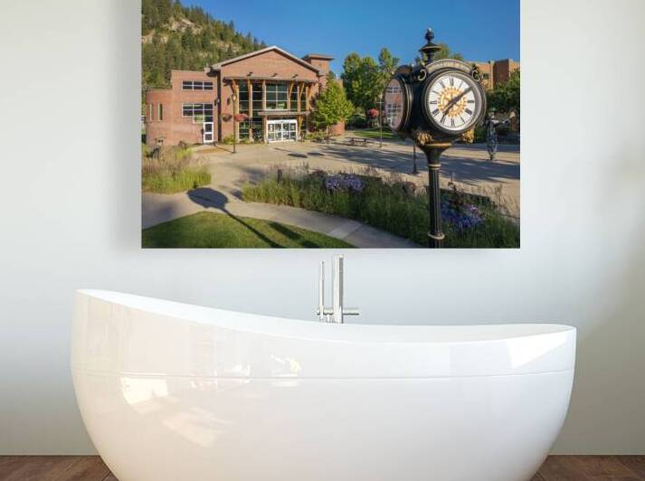 Castlegar City Hall by BCPHOTO